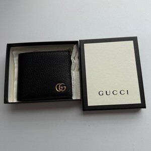 GG Marmont bi-fold card case wallet